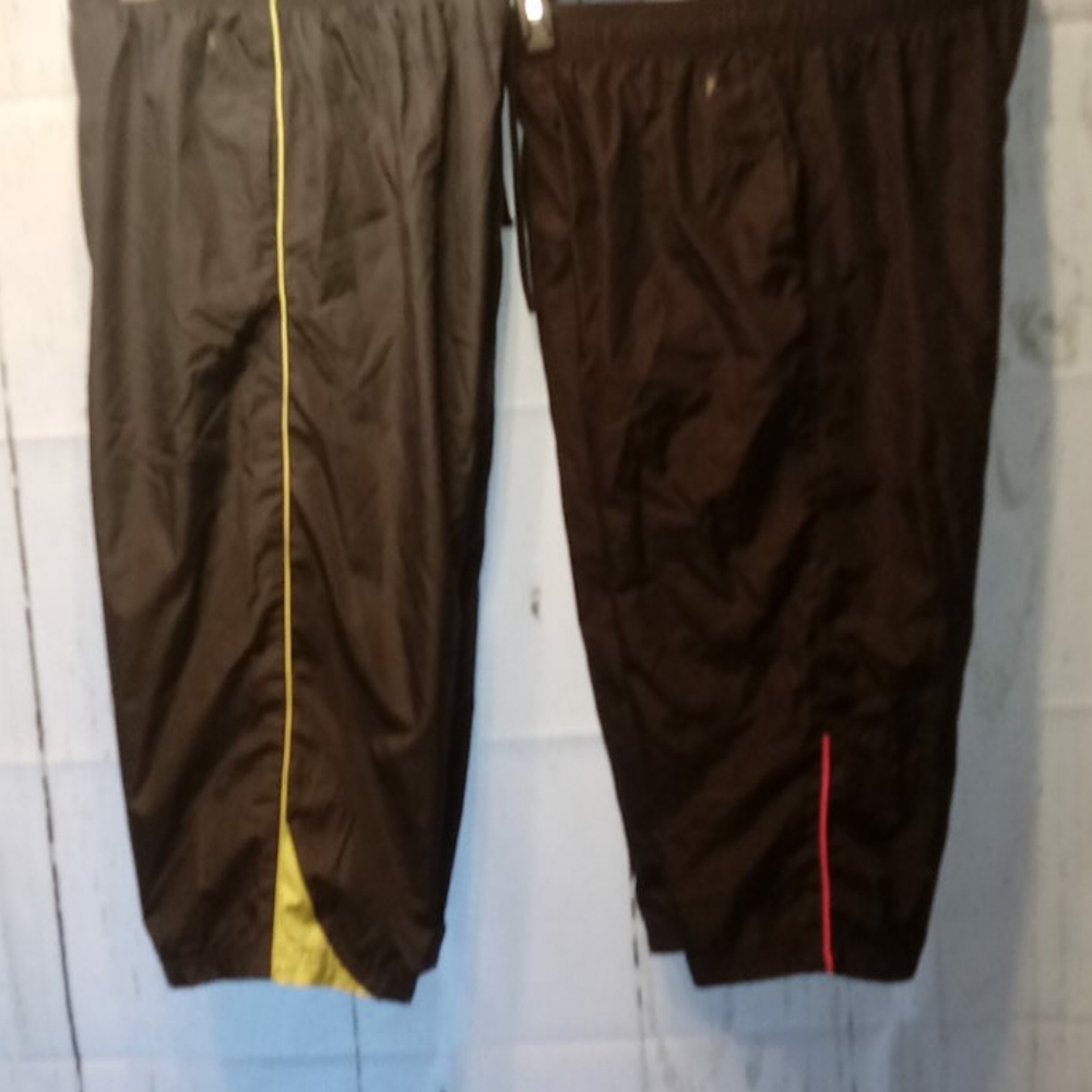 Capris - Picture 3 of 4